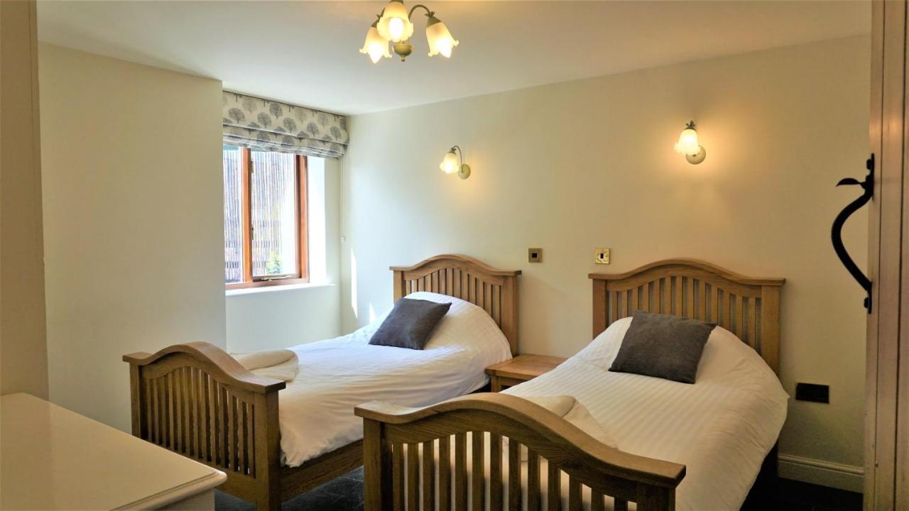 Sheep Dip Cottage - 5* Cyfie Farm, With Log Burner And Private Hot Tub Llanfyllin Buitenkant foto